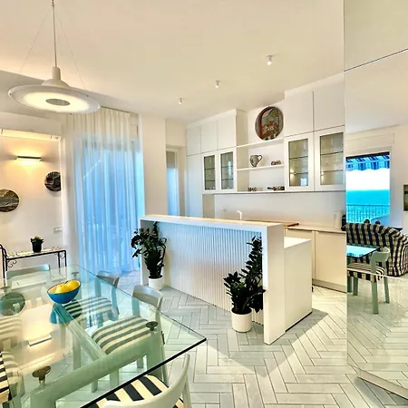 アパート Dimora Collection - - Boutique Luxury With Direct Sea View And Access アマルフィ