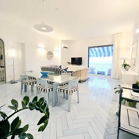 アパート Dimora Collection - - Boutique Luxury With Direct Sea View And Access