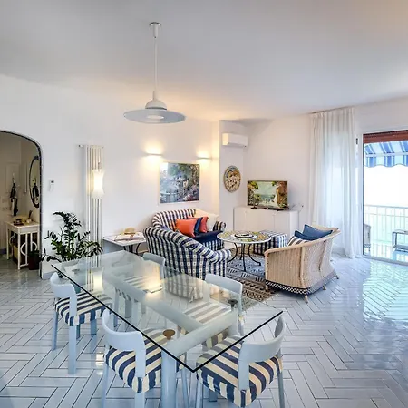 Dimora Collection - - Boutique Luxury With Direct Sea View And Access Lejlighed